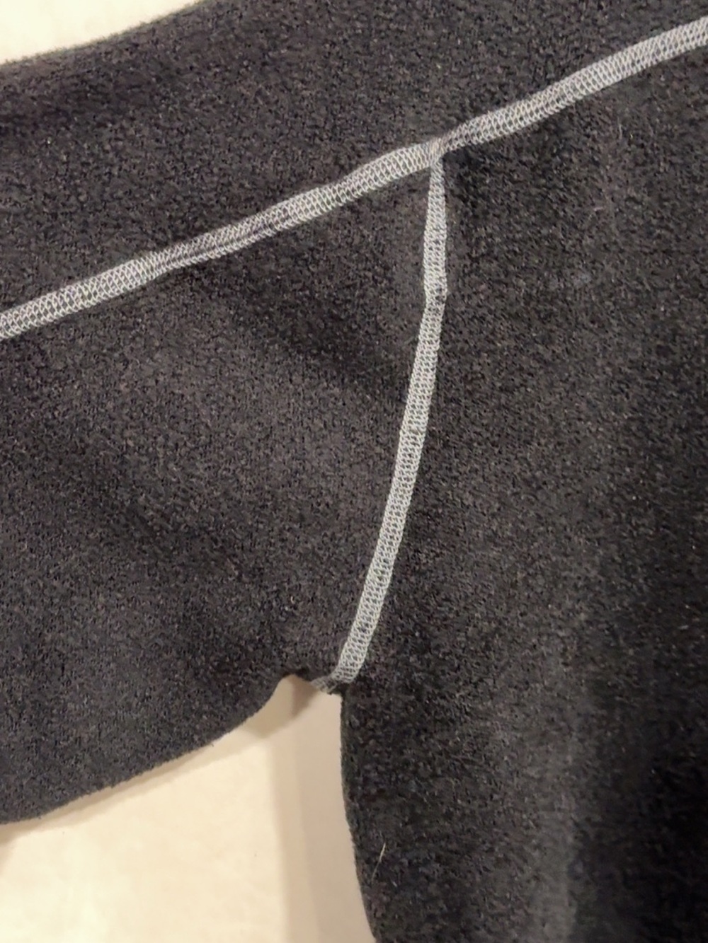 [EUC] KUHL Black Long Sleeve 1/4-Zip Fleece Pullover Jacket - Men's Size Large - Picture 7 of 16